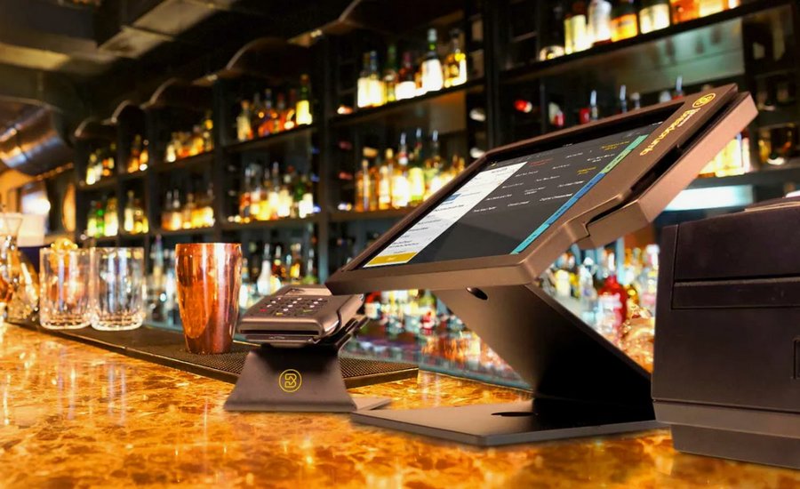 Factors to Consider When Choosing a POS System for Your Restaurant